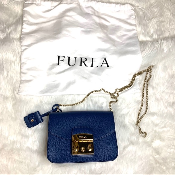 Furla Handbags - Furla NEW Metropolis MINI crossbody bag purse